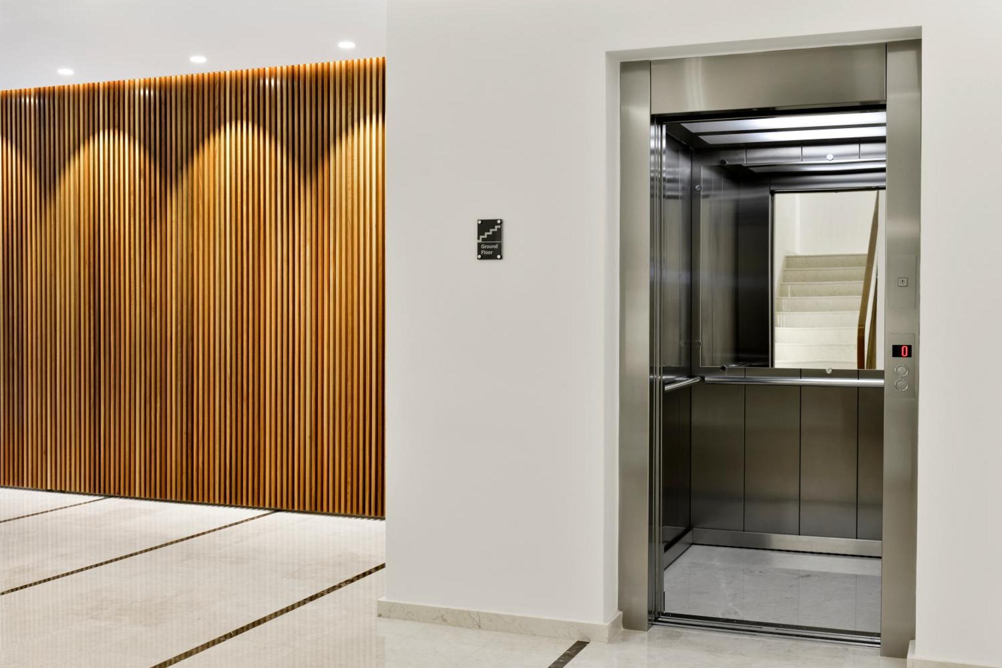 City Centre Studio Apartments ニコシア エクステリア 写真
