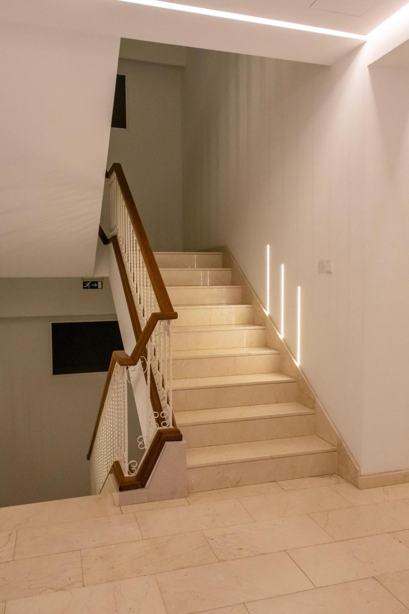 City Centre Studio Apartments ニコシア エクステリア 写真