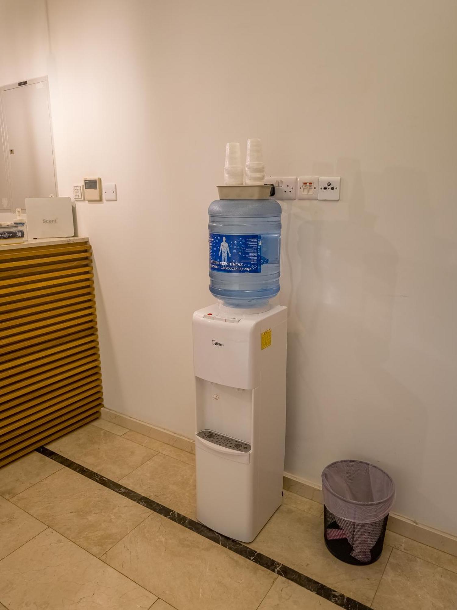 City Centre Studio Apartments ニコシア エクステリア 写真