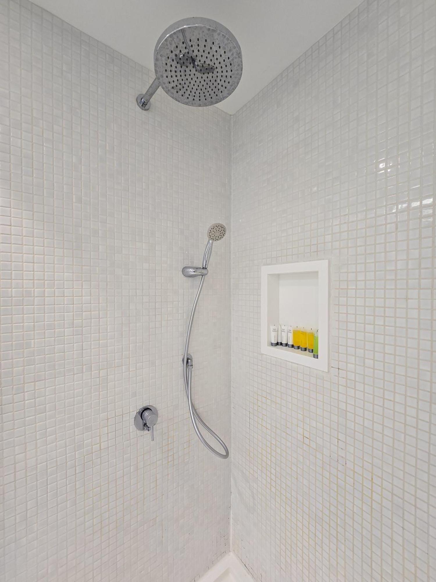City Centre Studio Apartments ニコシア エクステリア 写真